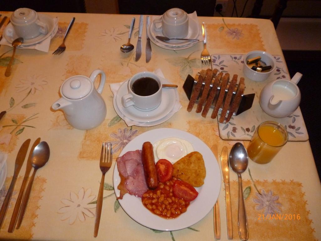 Grange Lodge Hotel - B&B ลอนดอน ภายนอก รูปภาพ