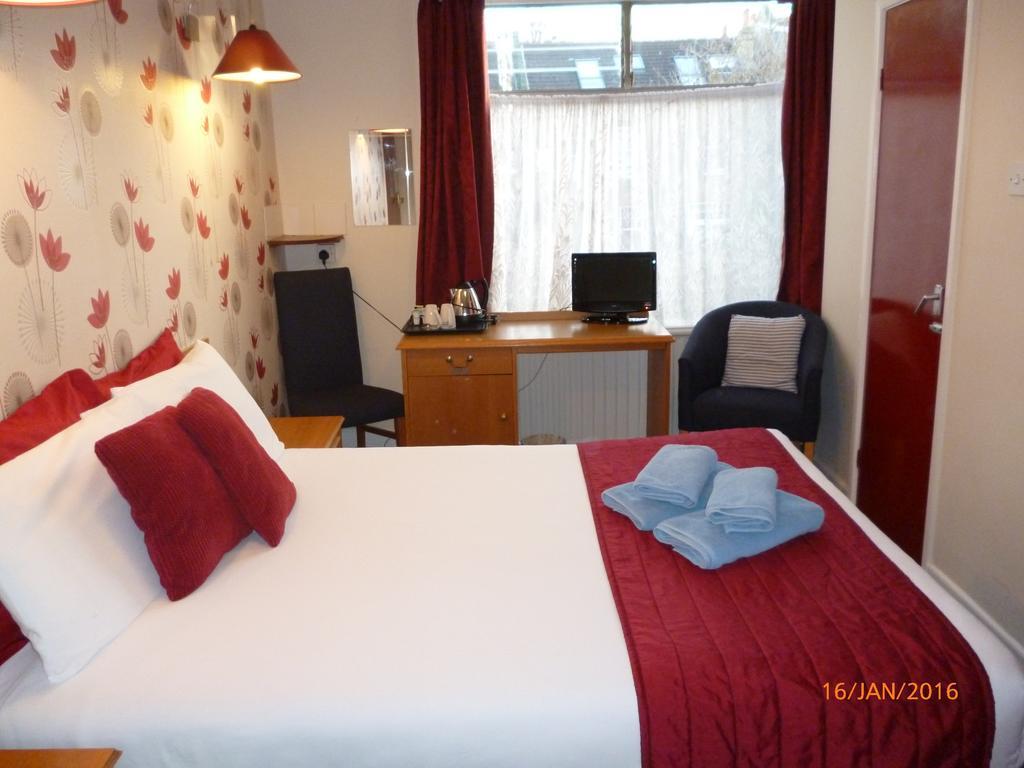 Grange Lodge Hotel - B&B ลอนดอน ห้อง รูปภาพ