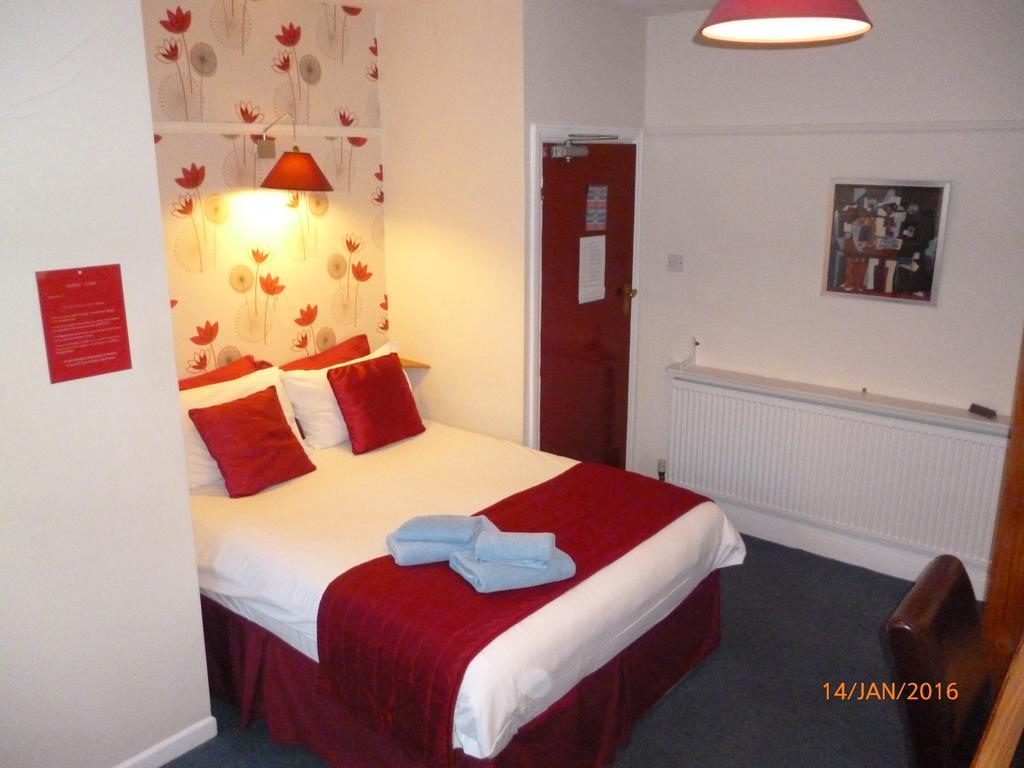 Grange Lodge Hotel - B&B ลอนดอน ห้อง รูปภาพ