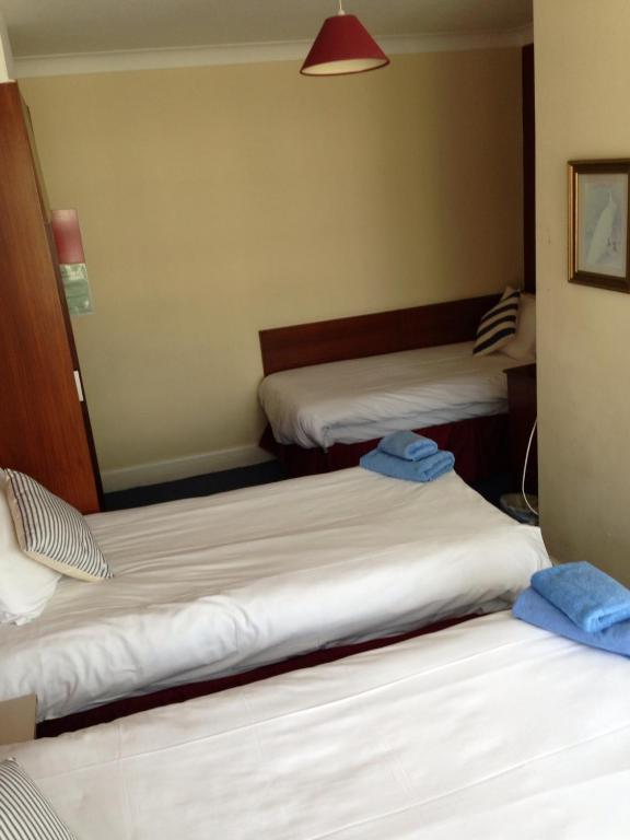 Grange Lodge Hotel - B&B ลอนดอน ห้อง รูปภาพ